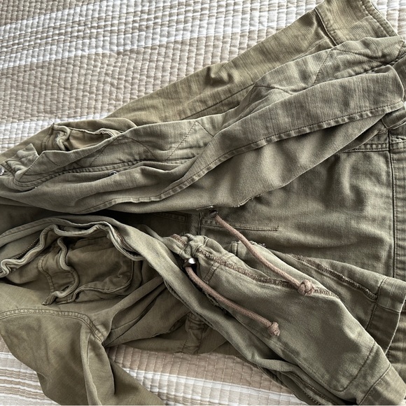 Army green military style jacket - Picture 10 of 17